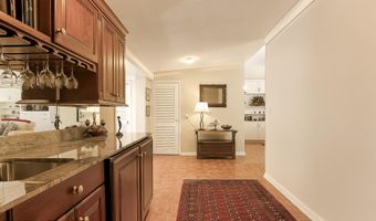 10 Steep Hollow Ln, Cos Cob, CT 06807