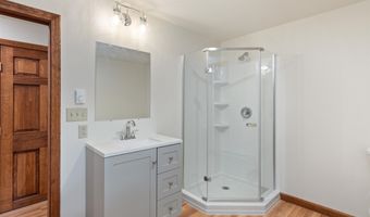 15 Spring Hollow Ln, Barre, VT 05641