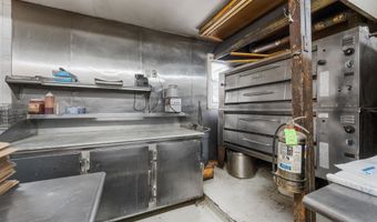 31 COTTAGE St, Bayonne, NJ 07002