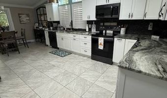 339 Waldorf Dr, Auburndale, FL 33823
