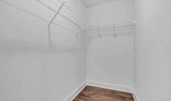 512 Seaman Ave, Beachwood, NJ 08722