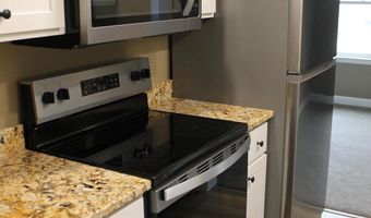 2620 MOUNTAIN Ln, Allentown, PA 18103