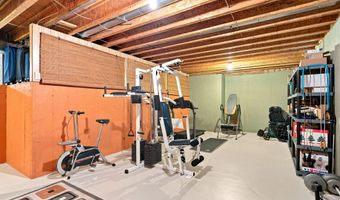 3235 Lakeview Dr, Allegan, MI 49010