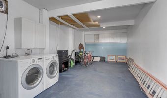 190 E Johnson Ave, Aransas Pass, TX 78336