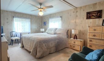 442 Seagull Dr, Barefoot Bay, FL 32976