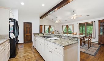 4920 BROOK HILLS Dr, Annandale, VA 22003