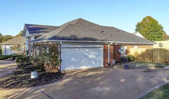 204 Piccadilly, Batesville, MS 38606