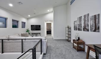 1 Easy St 17, Carefree, AZ 85377
