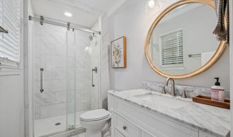 100 HUMMINGBIRD Cir, Alabaster, AL 35007
