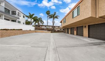 250 Avenida Lobeiro C, San Clemente, CA 92672