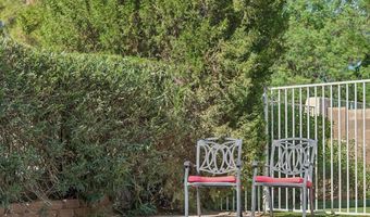 1592 W SHANNON Ct, Chandler, AZ 85224