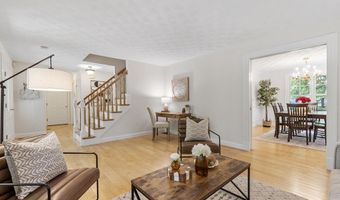 37 Concord Rd, Acton, MA 01720