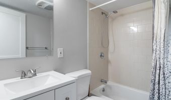 1708 NEWTON St NW 104, Washington, DC 20010