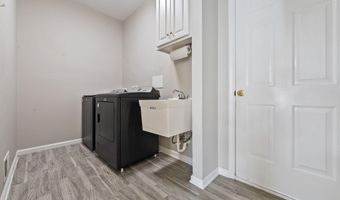 10 Butternut Ln, Bayville, NJ 08721