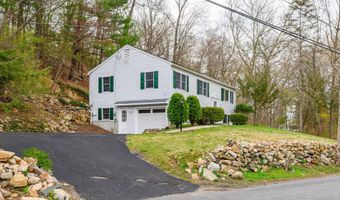 23 Oak Grove Rd, Brookfield, CT 06804