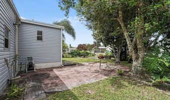 1043 Thrush Cir, Barefoot Bay, FL 32976