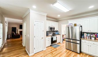 3760 Mashie Ct, Acworth, GA 30101