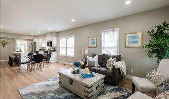 122 S Blossom St, East Providence, RI 02914