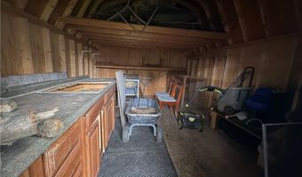 110 Habant Dr, Amherst, OH 44001