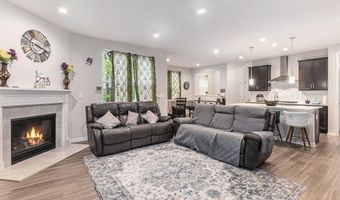 2853 Dillon Dr, Ann Arbor, MI 48105