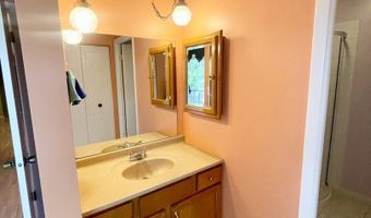 1306 S New Wilke Rd 2B, Arlington Heights, IL 60005