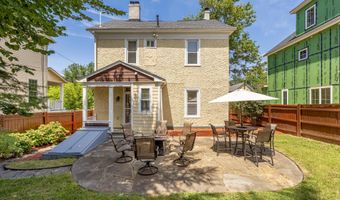 1231 FRANKLIN St NE, Washington, DC 20017
