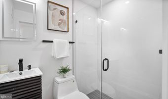 7521 9TH St NW, Washington, DC 20012