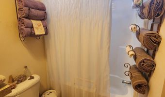 1015 W 4th St, Bicknell, IN 47512