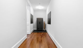 7527 WESTFIELD Dr, Bethesda, MD 20817