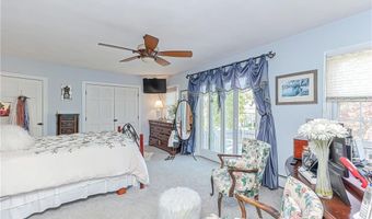 35 Fales Rd, Bristol, RI 02809