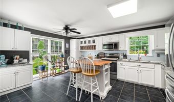 3101 Chelsea Ln, Acworth, GA 30102