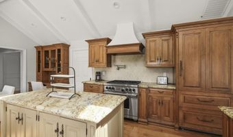 18 Emmons Canyon Ct, Alamo, CA 94507