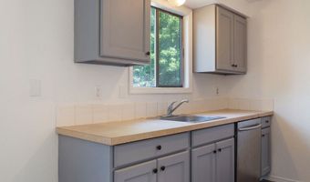6025 SW CHERRYHILL Dr, Beaverton, OR 97008