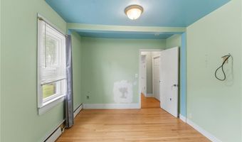 34 Intervale Rd, Cranston, RI 02910