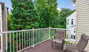 6607 THACKWELL Way 2203, Alexandria, VA 22315
