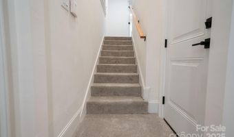 4901 Pine Ridge Rd, Charlotte, NC 28226