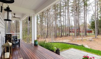 25 Clay Point Rd, Alton, NH 03809