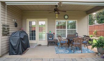 921 Deepwood Ct, Boiling Springs, SC 29316
