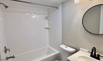 4903 AMERICANA Dr T7, Annandale, VA 22003