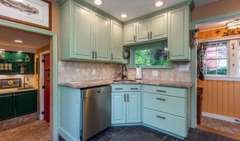 46 Crane Ln, Bethlehem, CT 06751