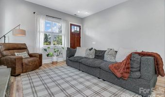 20 Phillip Ln, Arden, NC 28704