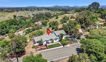 1864 Winterwarm Dr, Fallbrook, CA 92028