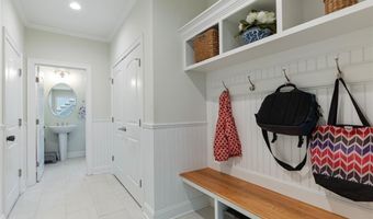 25 Kristin Dr, Cranston, RI 02921