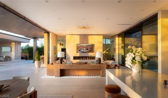 92 Sun Glow Ln, Las Vegas, NV 89135