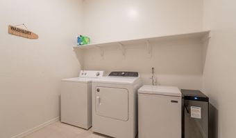 4044 E DAWSON Dr E, Chandler, AZ 85249