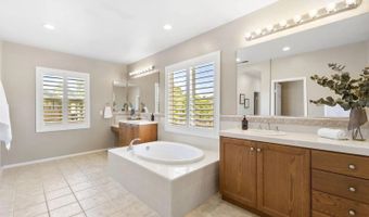 2337 Douglaston Gln, Escondido, CA 92026