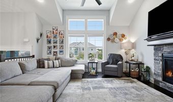 16029 Craig St, Basehor, KS 66007