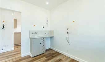 2028 Lake Ave, Altadena, CA 91001