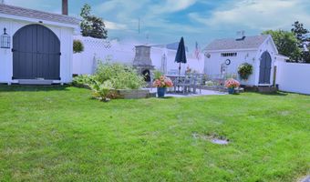6 Kelsey Rd, Clinton, CT 06413