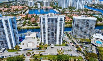 3675 N Country Club Dr 2310, Aventura, FL 33180